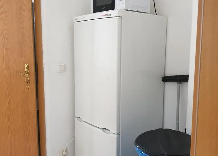 Monteurwohnung Bei Nina 2ogr * Zeitz